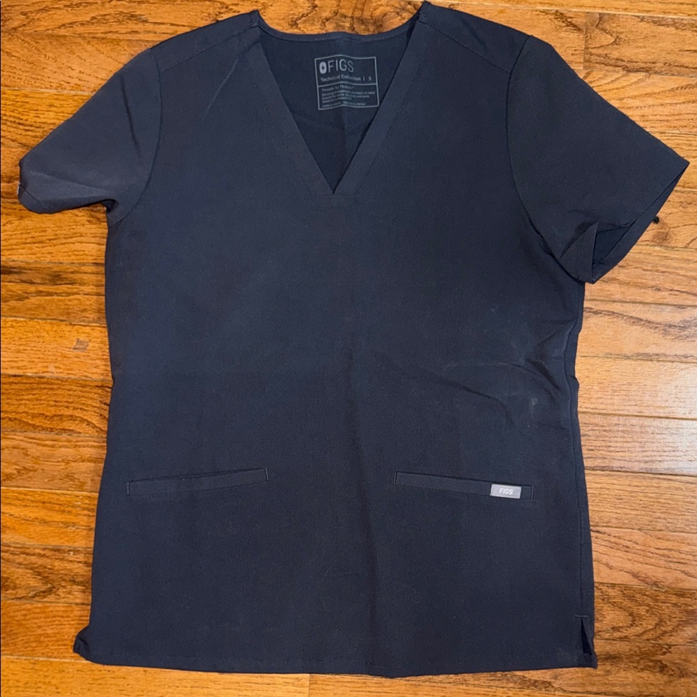 Figs Charcoal V-Neck Scrub Top
